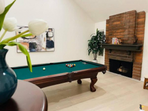 Bright, Stylish 4BD Modern House with Private Pool